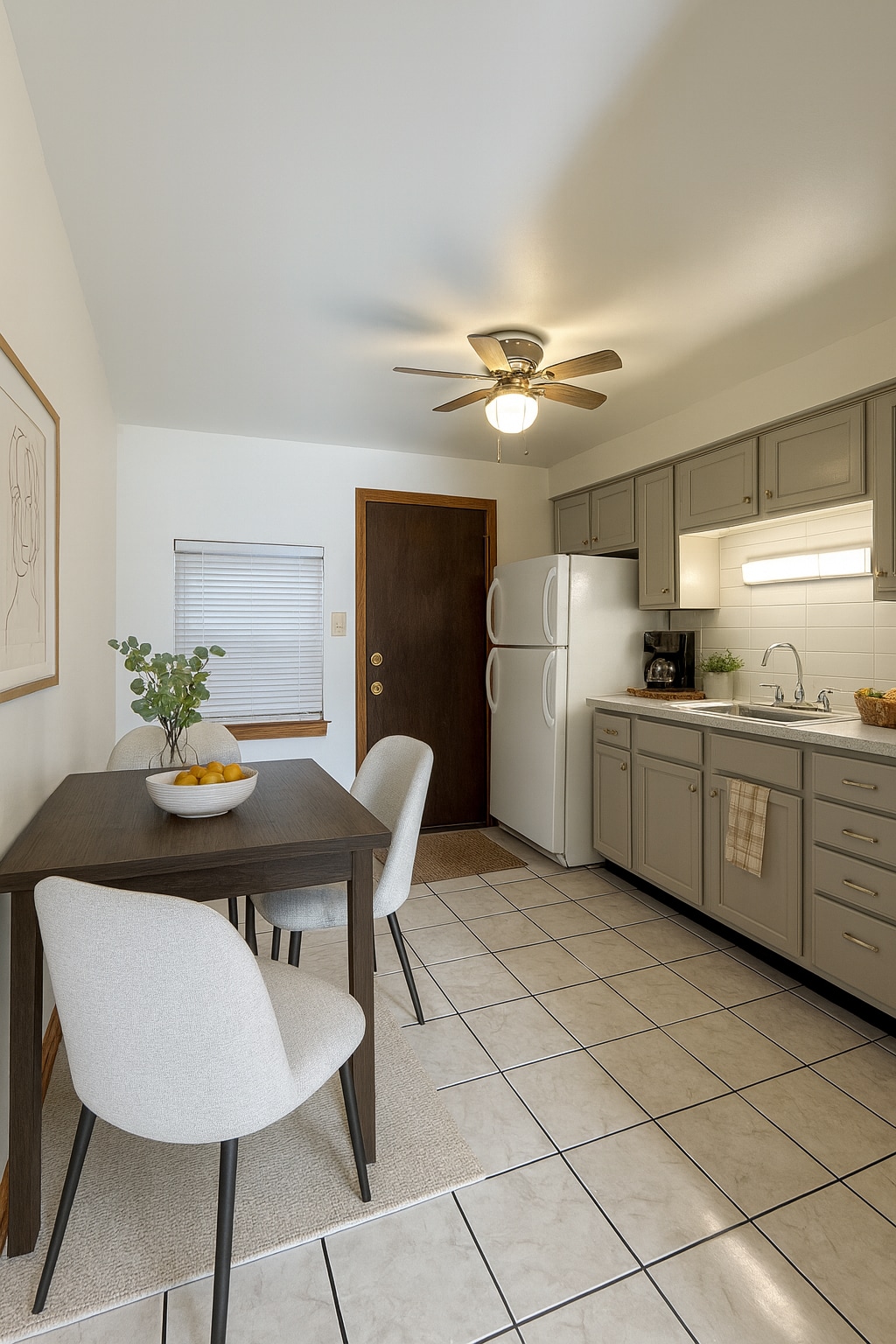 Building Photo - 3838 w 124th St