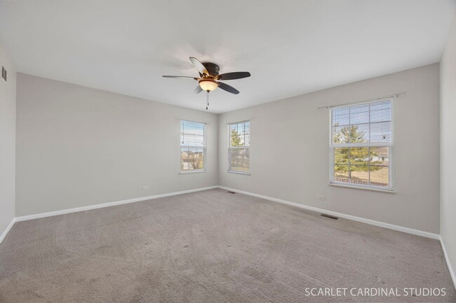 Building Photo - 413 Blue Ridge Dr