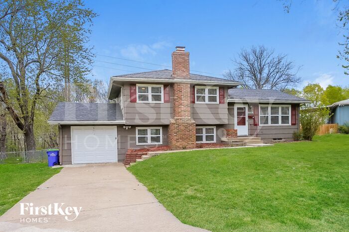 Primary Photo - 10606 71st Pl