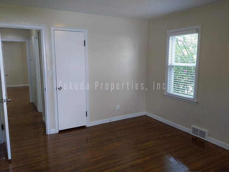 Second bedroom closet - 2490 Forest Ave