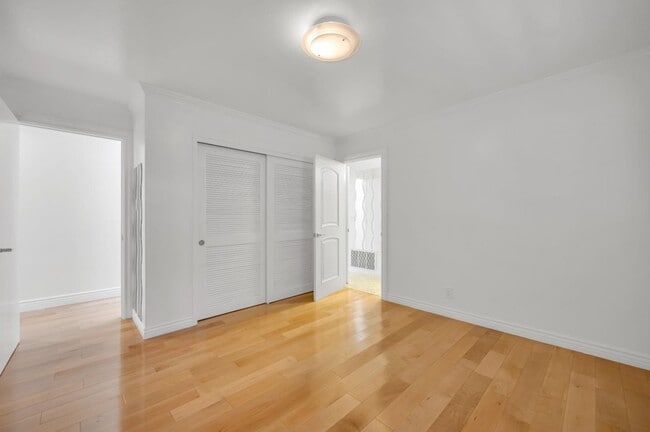 Building Photo - 30 Bluebell Ln