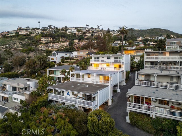 Building Photo - 400 Loma Terrace