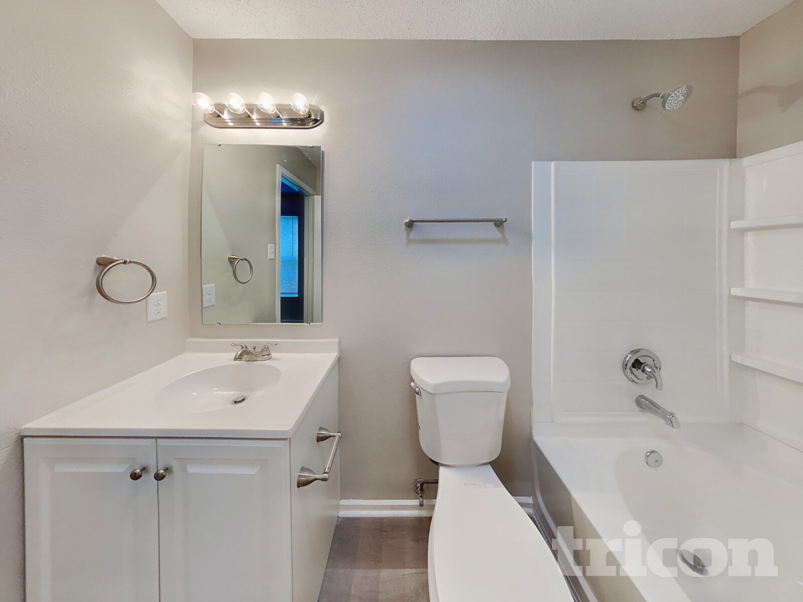 Building Photo - 6714 Waverhill Dr