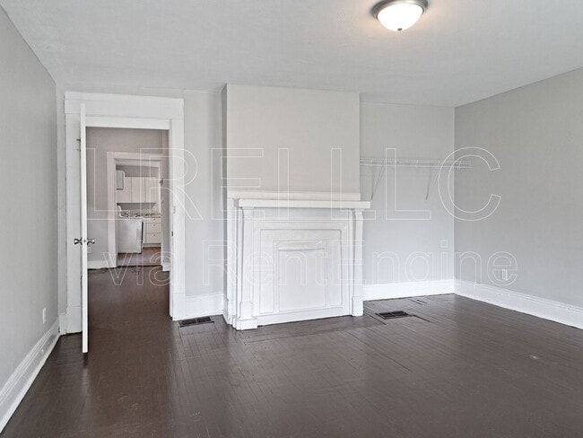 Building Photo - 741 S 37th St