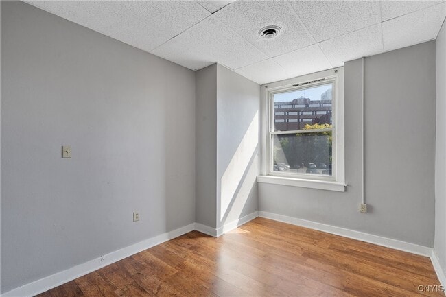 Building Photo - 319 N Salina St