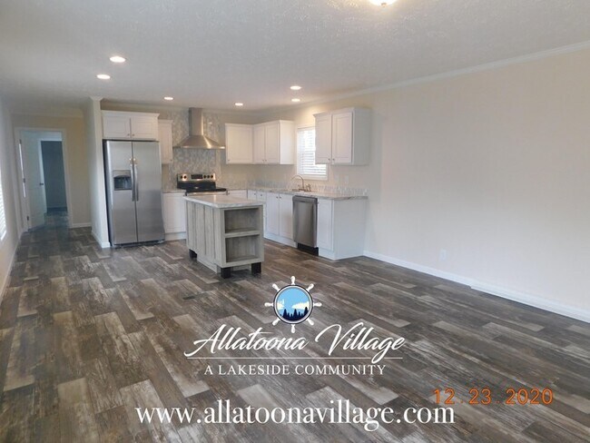Building Photo - Brand New Home with Lake Access! 3BR/2Bth ...
