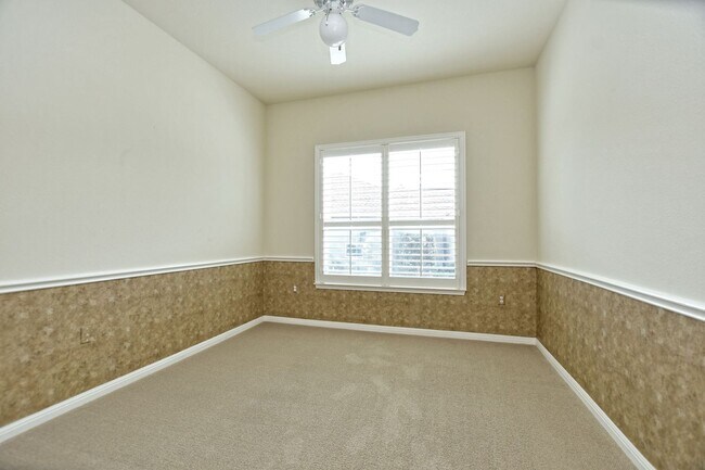 Building Photo - 125 Fox Home Ln