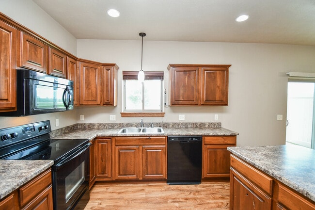 Building Photo - 8413 W 53rd St