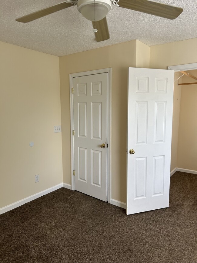 Building Photo - 178 Tibton Cir