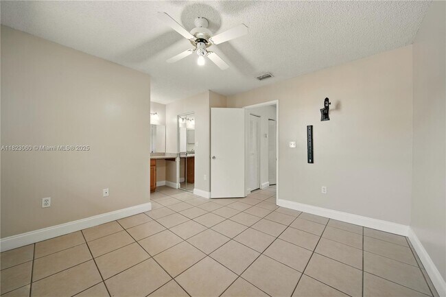 Building Photo - 14907 SW 80th St