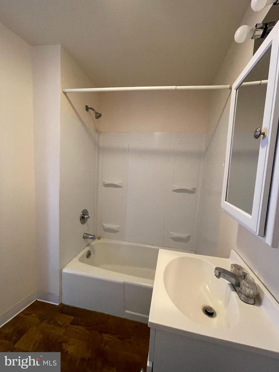 Building Photo - 608 W Wyomissing Blvd