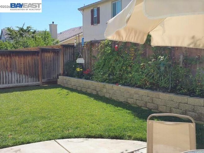 Building Photo - 1669 Marina Way