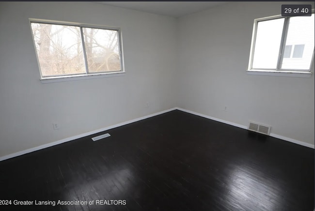 Building Photo - 3720 Malibu Dr