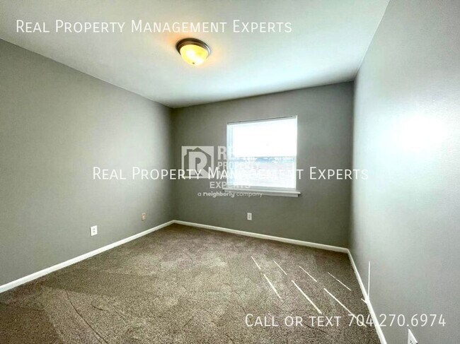 Building Photo - 9135 Spyglass Pl