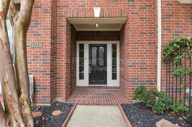 Building Photo - 1314 W Webster St