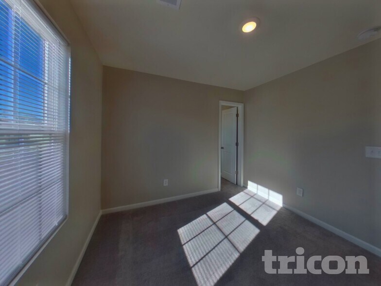 Building Photo - 1282 Kilead Ct