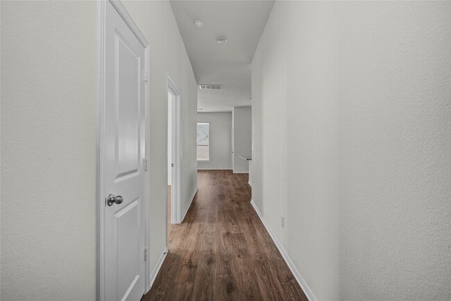 Building Photo - 416 Magnolia Ln