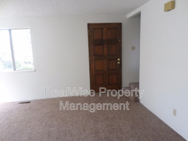 Building Photo - 306 Catalina Dr