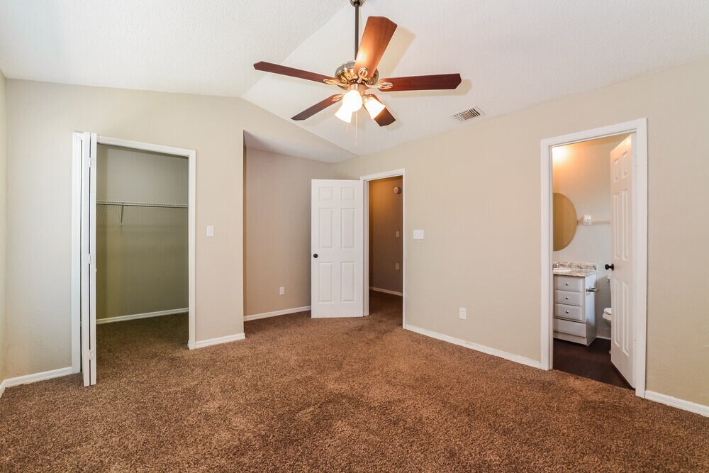 Building Photo - 515 Beechwood Ave