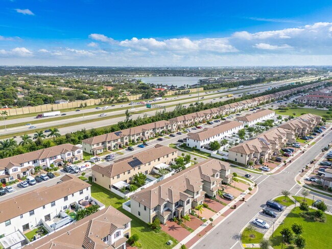 Building Photo - 11101 W 33rd Ct