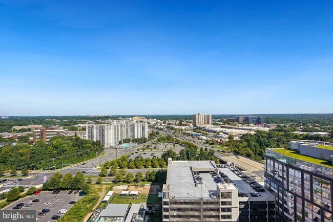 Building Photo - 930 Rose Ave