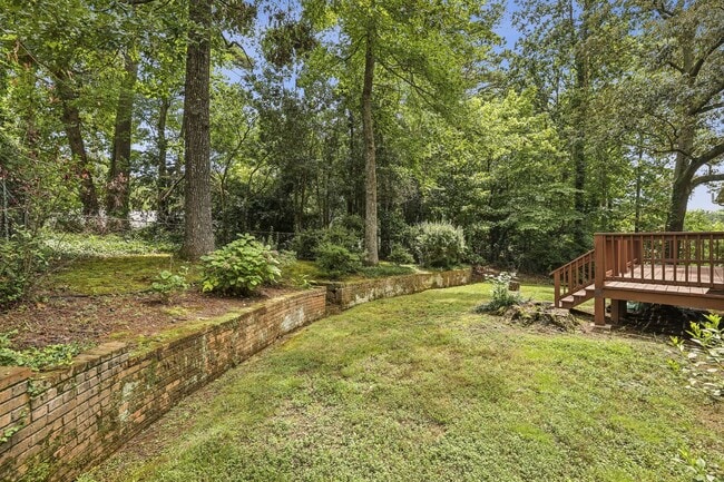 Building Photo - Charming Ranch Style Home With Spacious Basement in Brookhaven