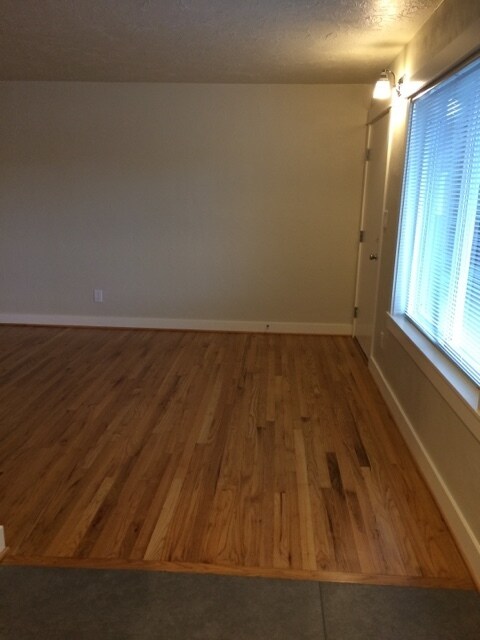 Building Photo - Full Remodel! University Park-Portsmouth-H...