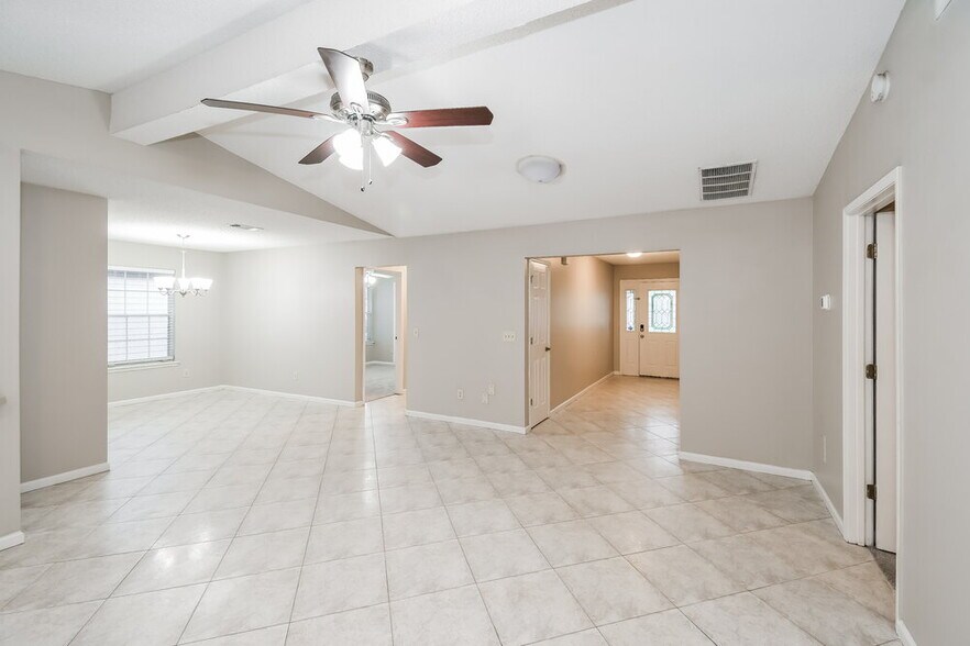 Building Photo - 3571 Barbizon Ct