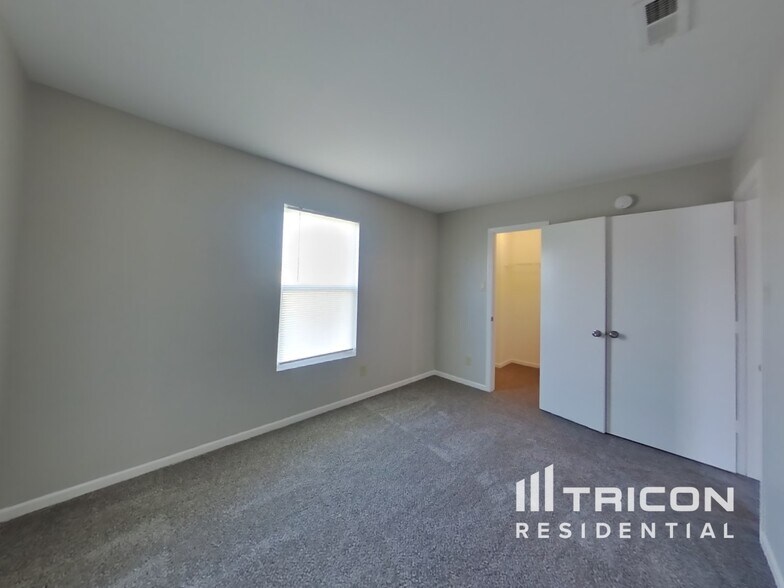 Building Photo - 4122 Apple Creek Dr