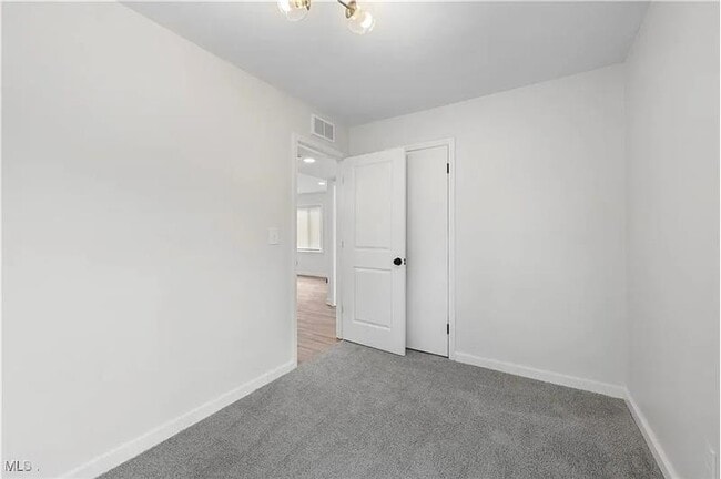 Building Photo - 13410 Wainfleet Ave