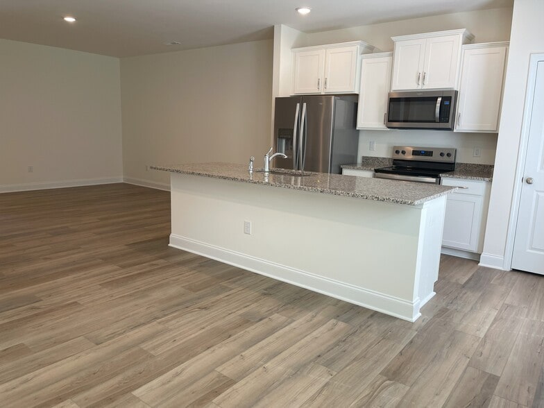 Building Photo - 6306 Lady Eliza Ln