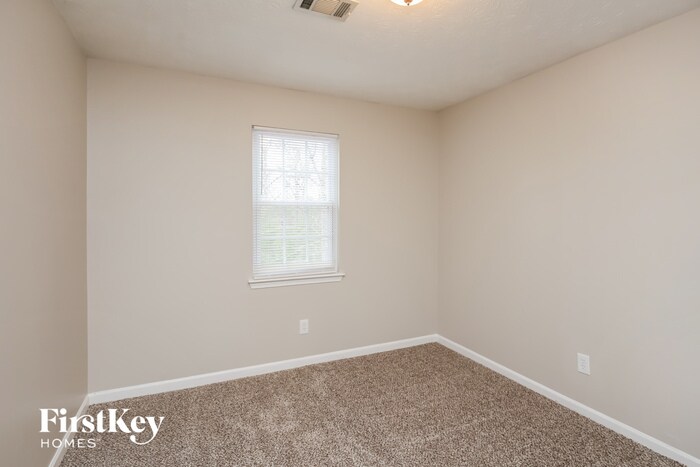 Building Photo - 1221 Oak Arbour Ave