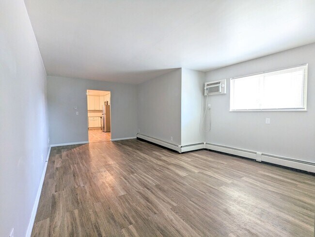 Primary Photo - 1720 Porter St SW