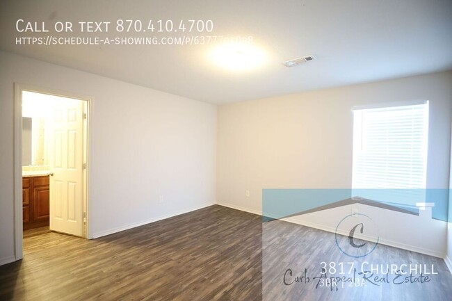 Building Photo - $900 move in special!! Beautiful 3 bed / 2...