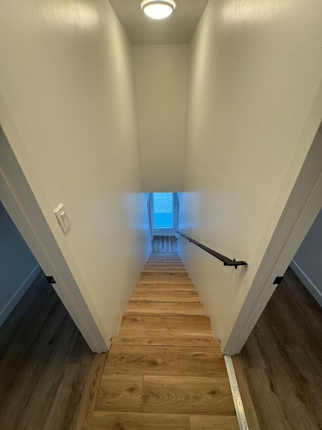 Building Photo - ONE MONTH FREE!! BRAND NEW CONSTRUCTION!! ...