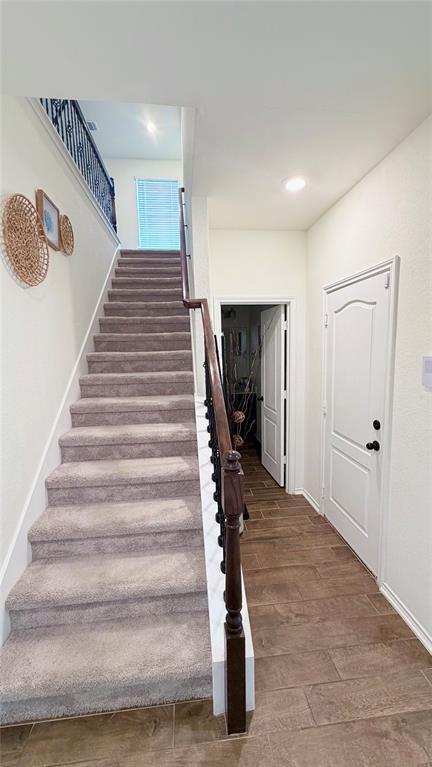 Building Photo - 1009 Brambles Dr