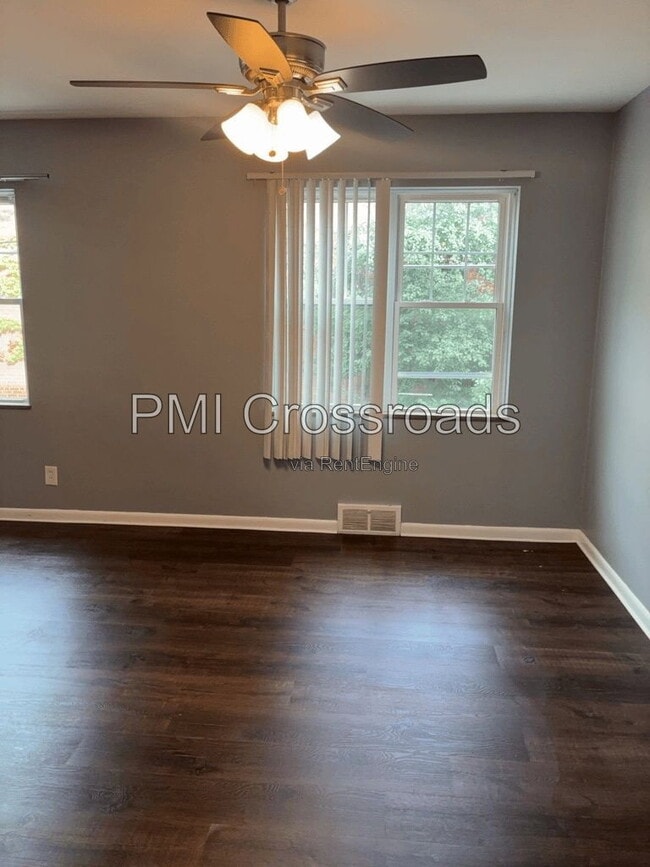Building Photo - 16025 Van Aken Blvd