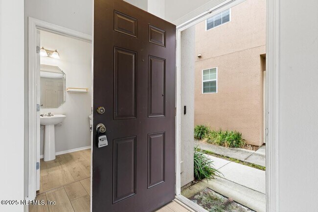 Building Photo - 6019 Bartram Village Dr