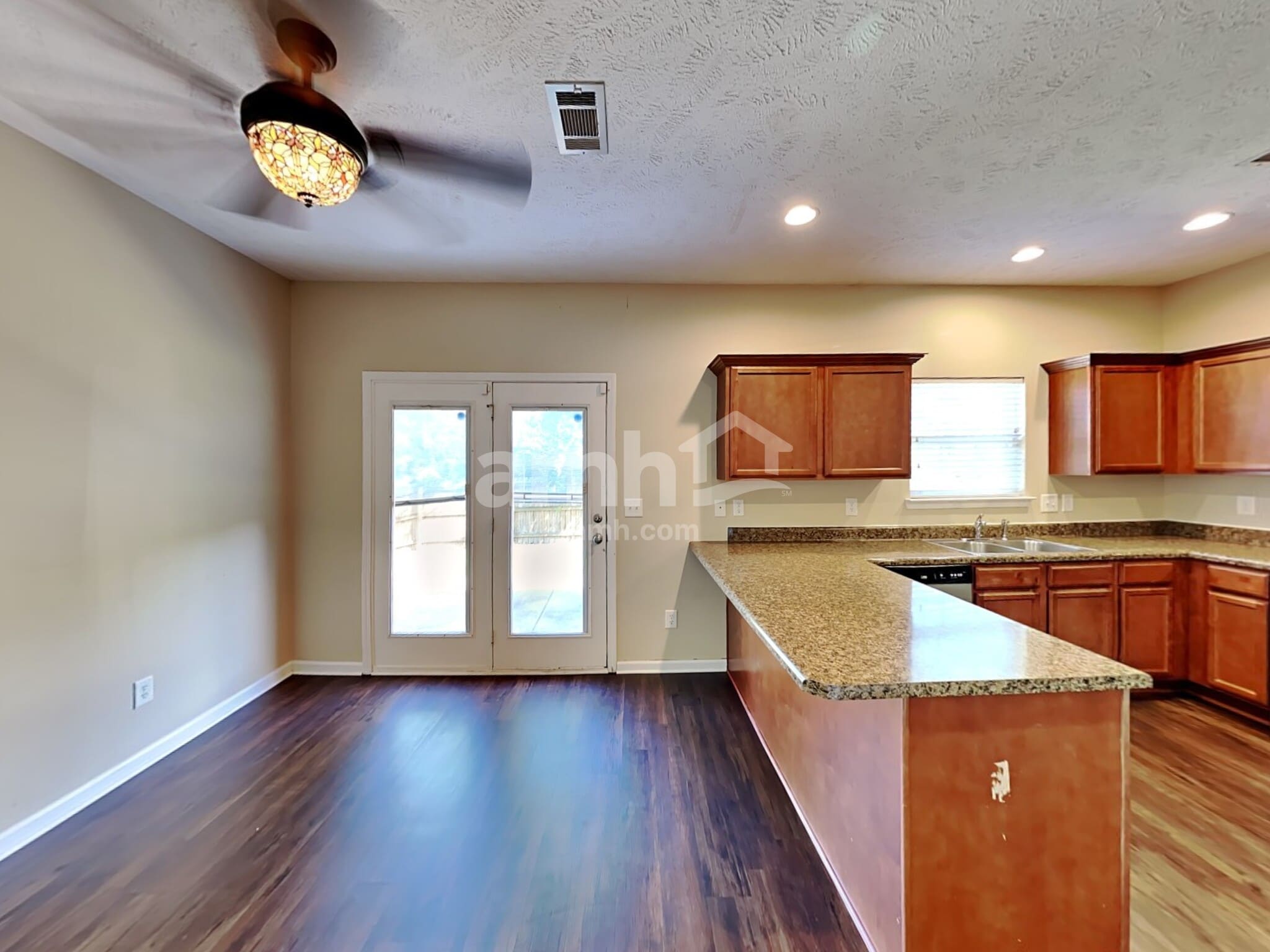 Building Photo - 1160 Shire Dr