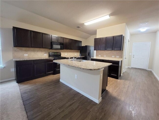 Building Photo - 11924 Riparian Rd