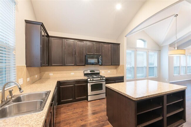 Building Photo - 217 Orchard Hill Trail