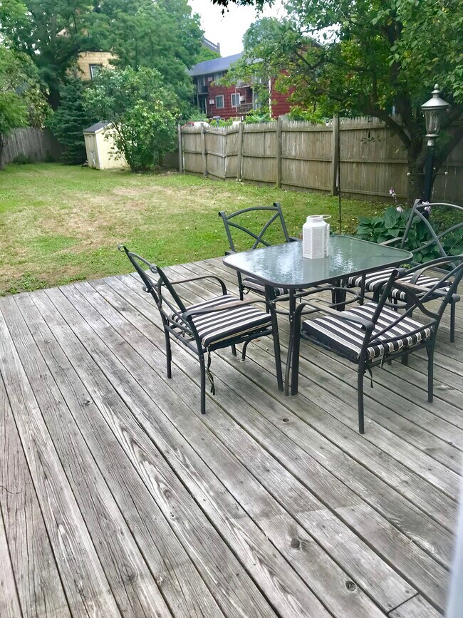 Building Photo - 191 Pulteney St