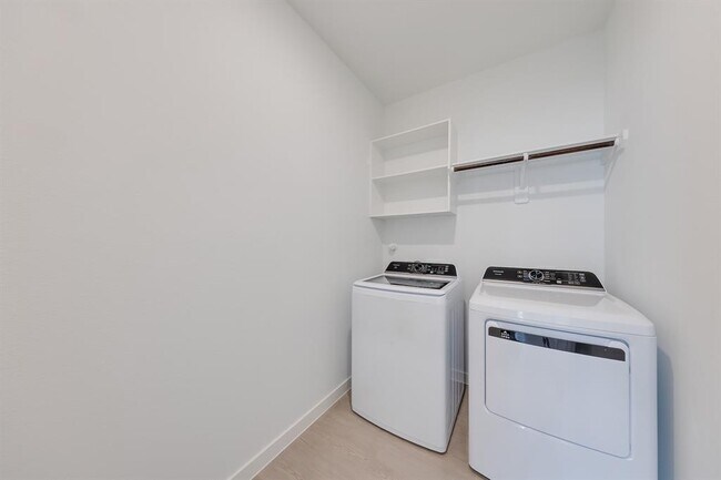 Building Photo - 10601 Ellerston Rd