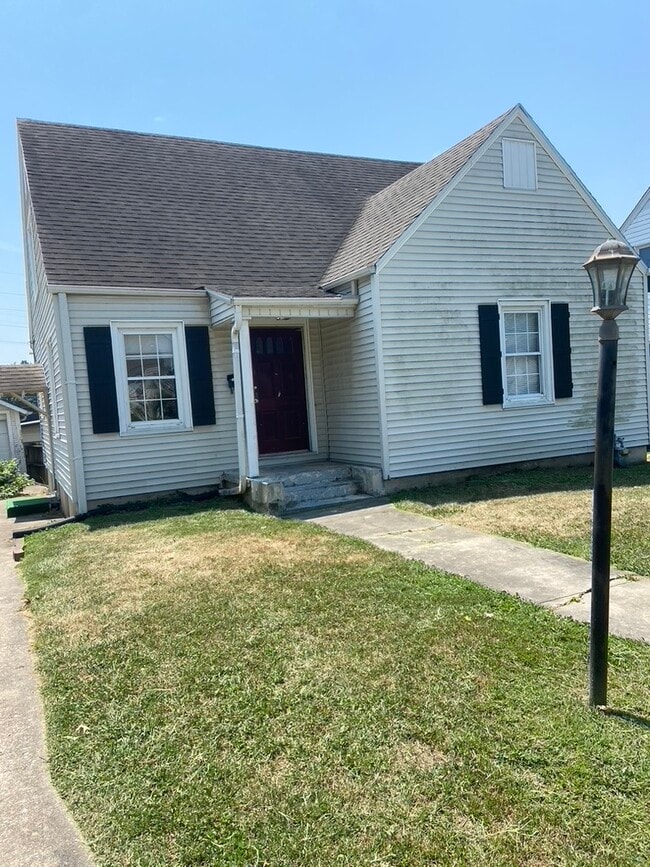 Building Photo - 1747 Whitener St
