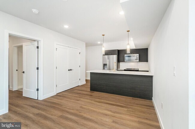 Building Photo - 1102 Germantown Ave