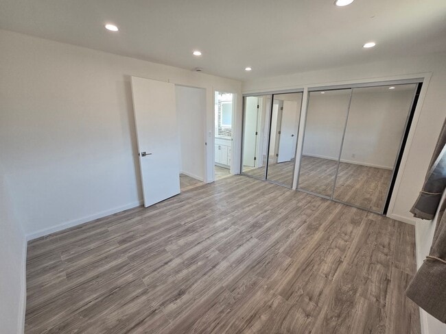 Building Photo - Stylish Desert Retreat in Flamingo Heights