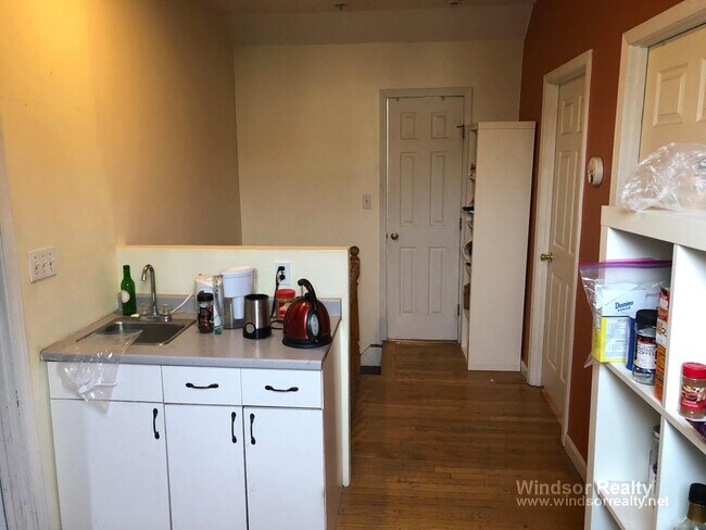 Building Photo - 650 Cambridge St