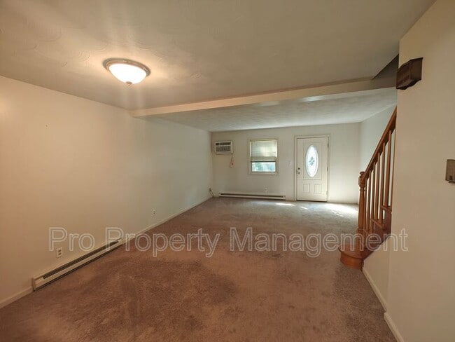 Building Photo - 18 Broadview Terrace