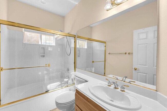 Building Photo - 79851 Carmel Valley Ave