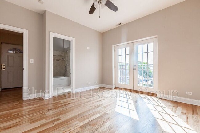 Building Photo - 543 E 43rd St